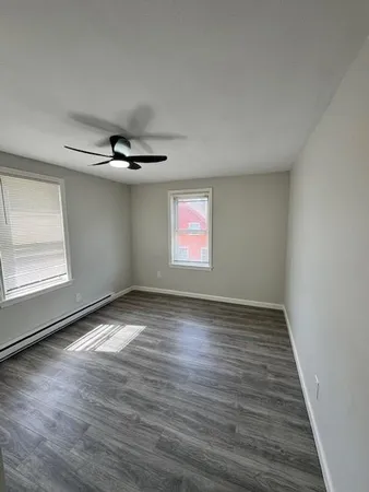 $2,300 | 40 Bourne Street, Unit 2, Bristol, RI 02809