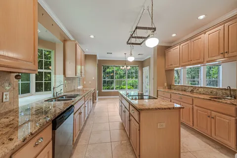 $1,100,000 | 7615 Yaupon Drive, Austin, TX 78759