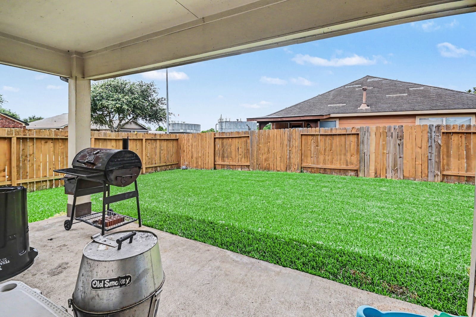 8126 Carillon Way Rosharon, TX 77583 - Photo 26 of 29