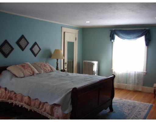 77 Commodore Road Worcester, MA 01602 - Photo 12 of 18 Gallery Image 12