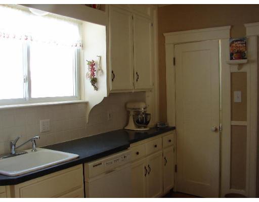 77 Commodore Road Worcester, MA 01602 - Photo 7 of 18 Gallery Image 7