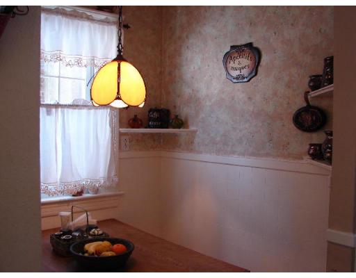 77 Commodore Road Worcester, MA 01602 - Photo 8 of 18 Gallery Image 8