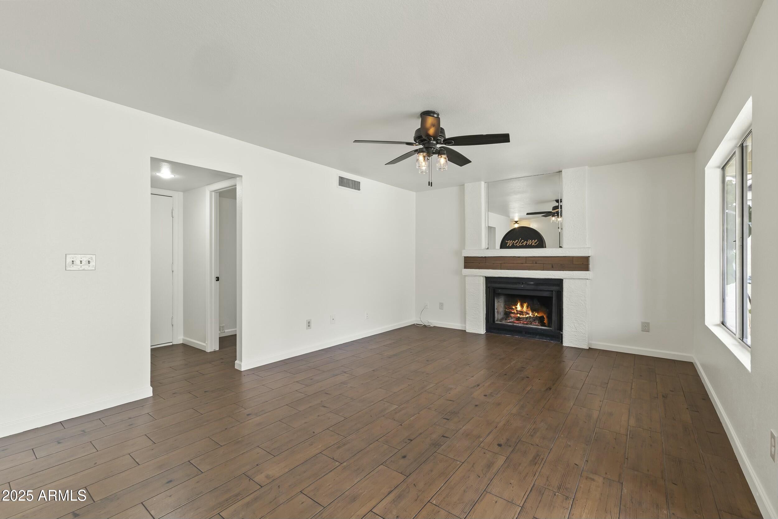 4306 East Frye Road Phoenix, AZ 85048 - Photo 14 of 34 tempImageZGu557