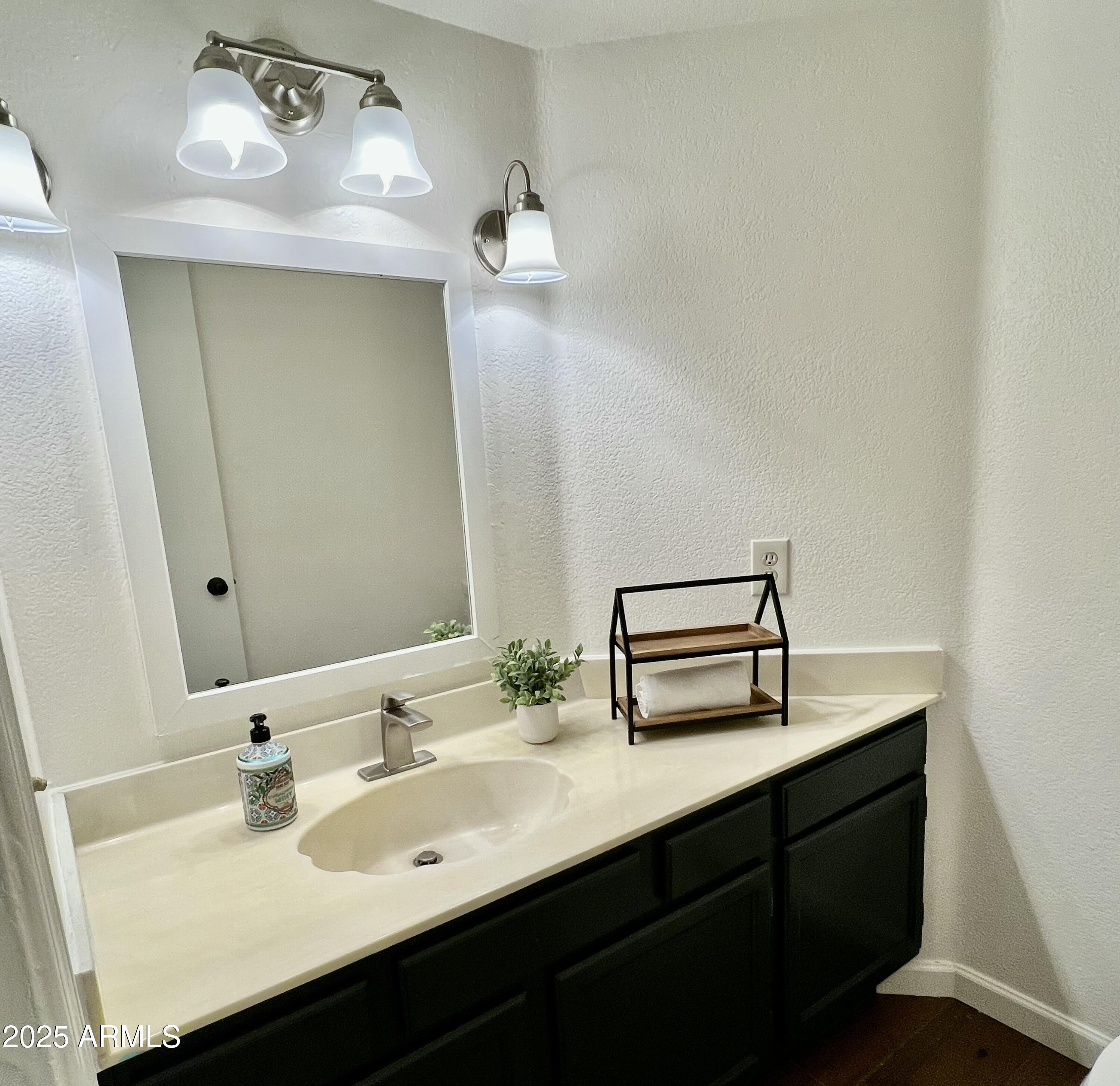 4306 East Frye Road Phoenix, AZ 85048 - Photo 15 of 34 tempImageJrqhNZ