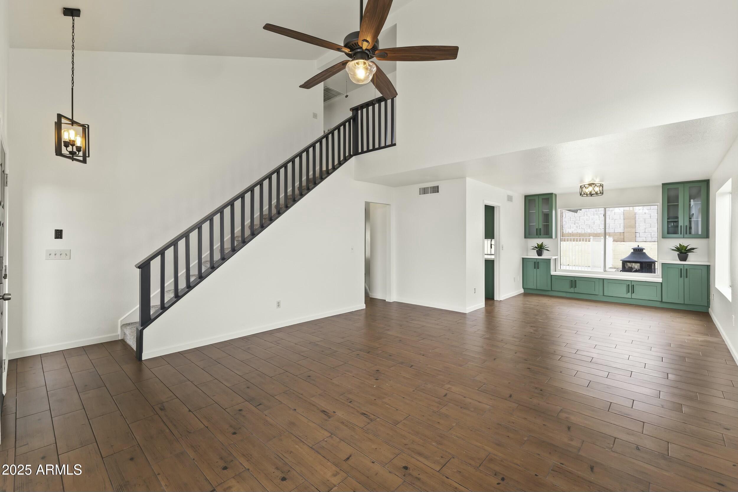 4306 East Frye Road Phoenix, AZ 85048 - Photo 3 of 34 tempImageRccTTY