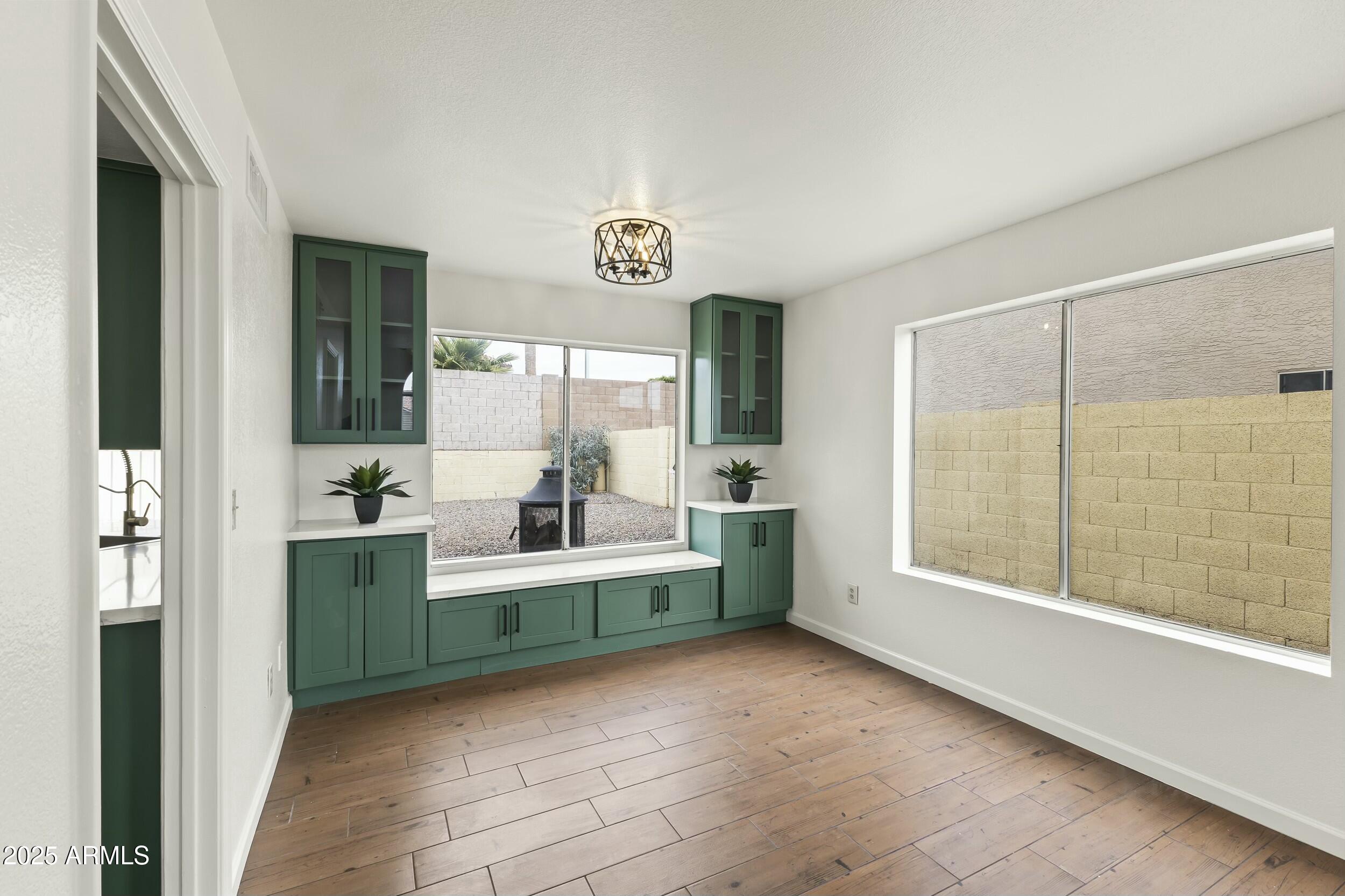 4306 East Frye Road Phoenix, AZ 85048 - Photo 6 of 34 tempImagevJ5rpK