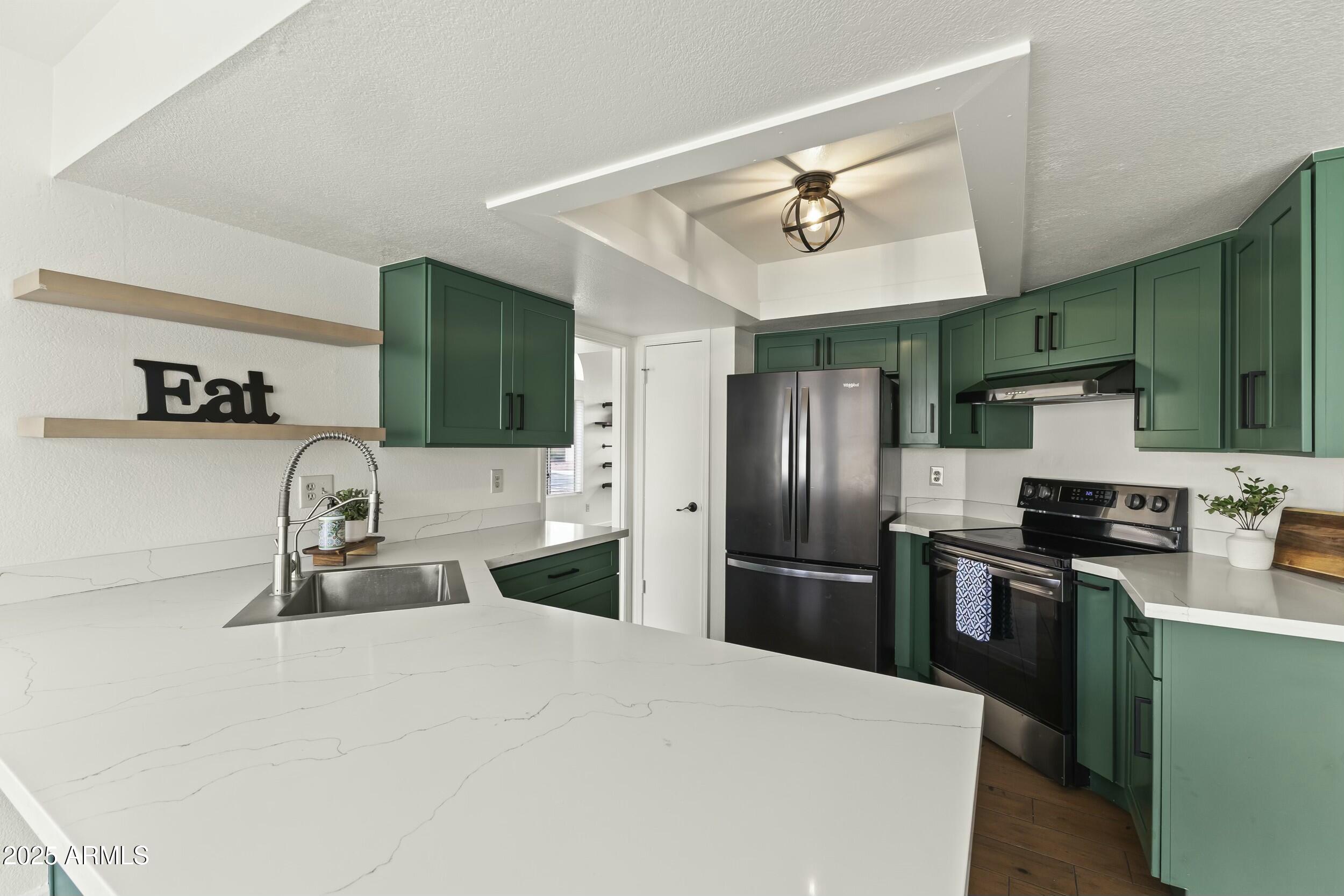 4306 East Frye Road Phoenix, AZ 85048 - Photo 8 of 34 tempImageFD0VuC