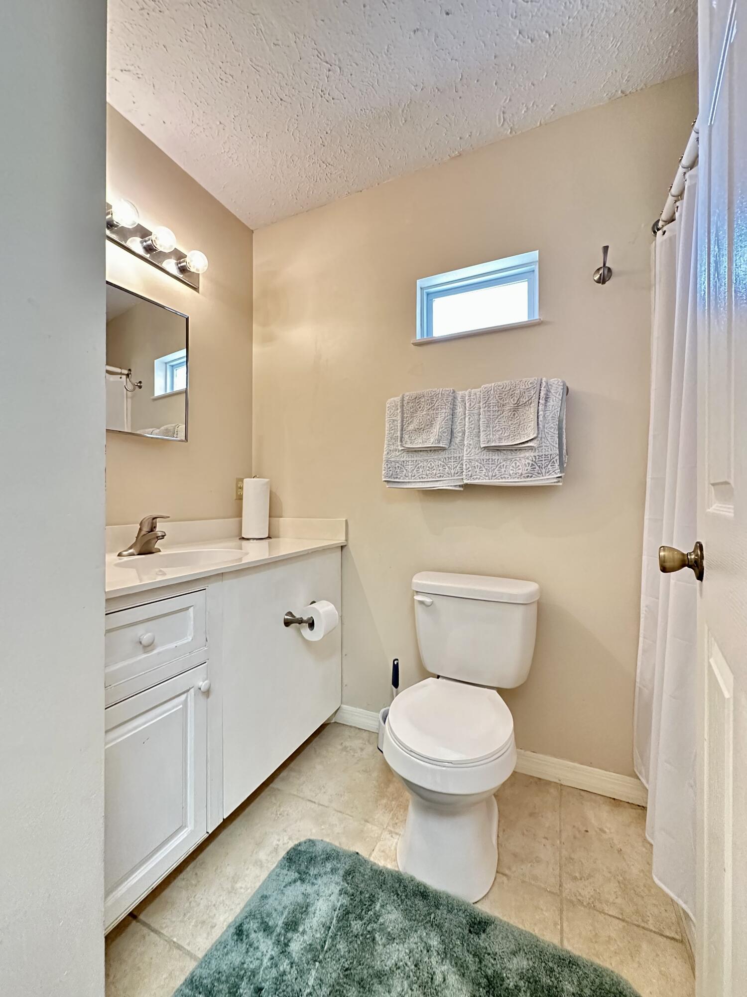 2279 Southeast Blossom Road Port St. Lucie, FL 34952 - Photo 14 of 38 Bathroom