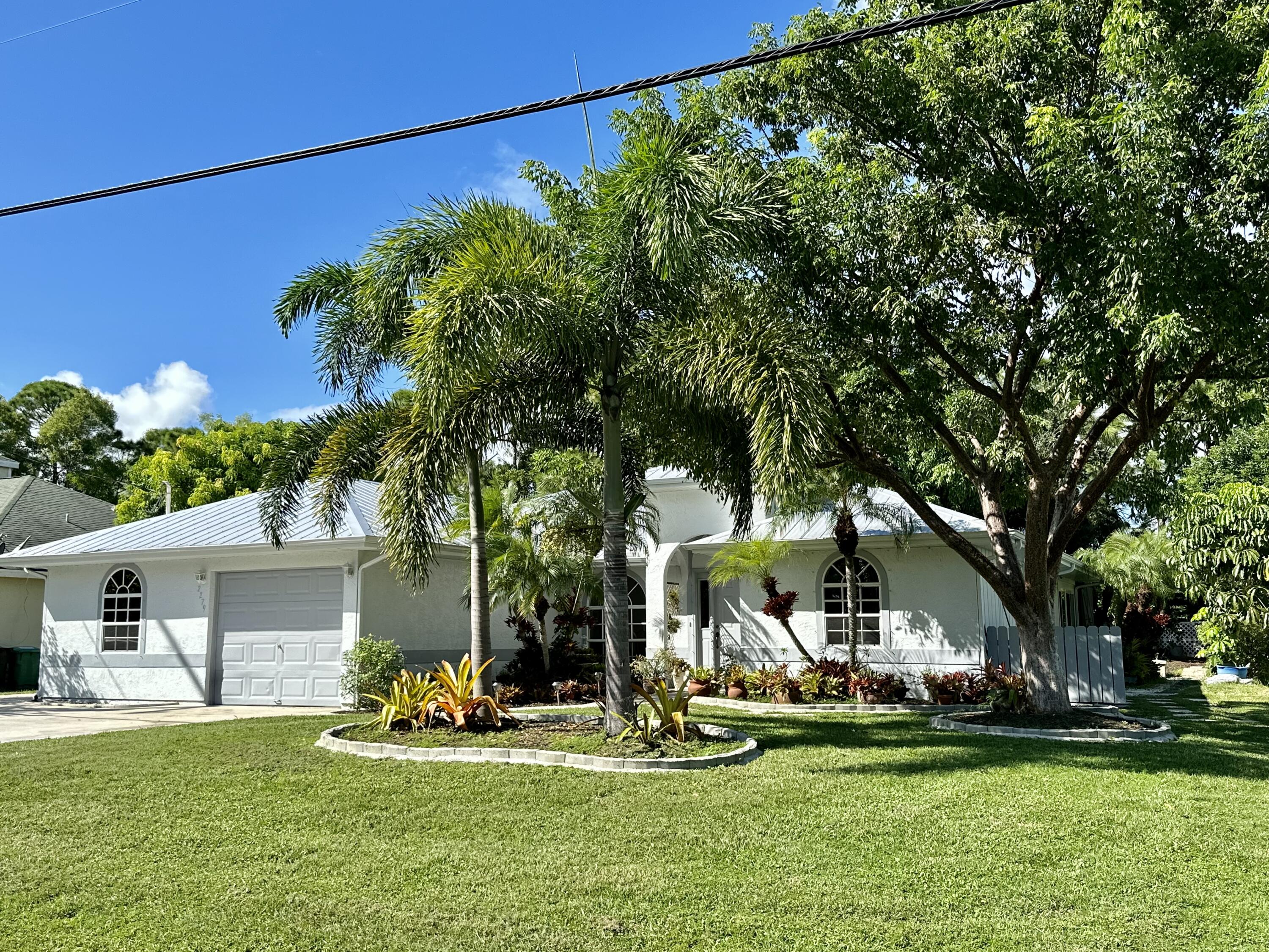 2279 Southeast Blossom Road Port St. Lucie, FL 34952 - Photo 34 of 38 58072B79-96C6-4906-9003-CA443B0C2FD4