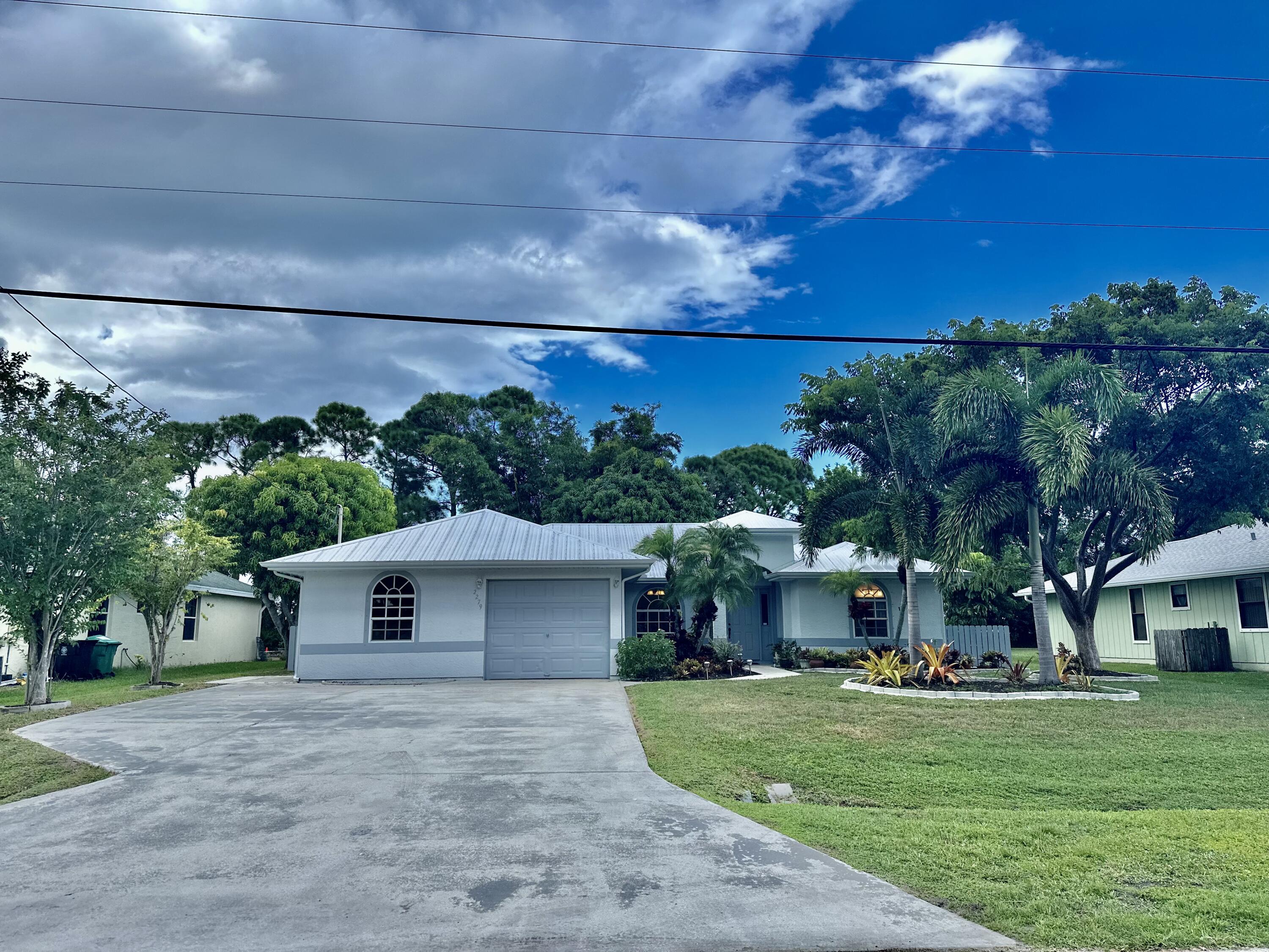 2279 Southeast Blossom Road Port St. Lucie, FL 34952 - Photo 37 of 38 7E2B172F-EC91-4EFD-8642-8BF054AAD7D6