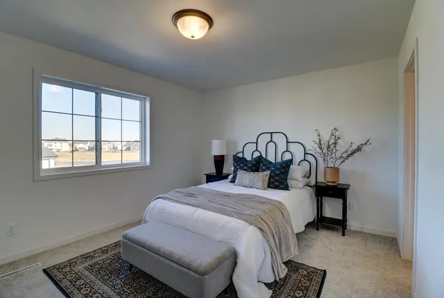 $334,584 | 2517 36th Avenue South, Moorhead, MN 56560