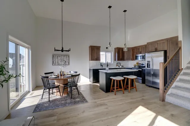 $334,584 | 2517 36th Avenue South, Moorhead, MN 56560