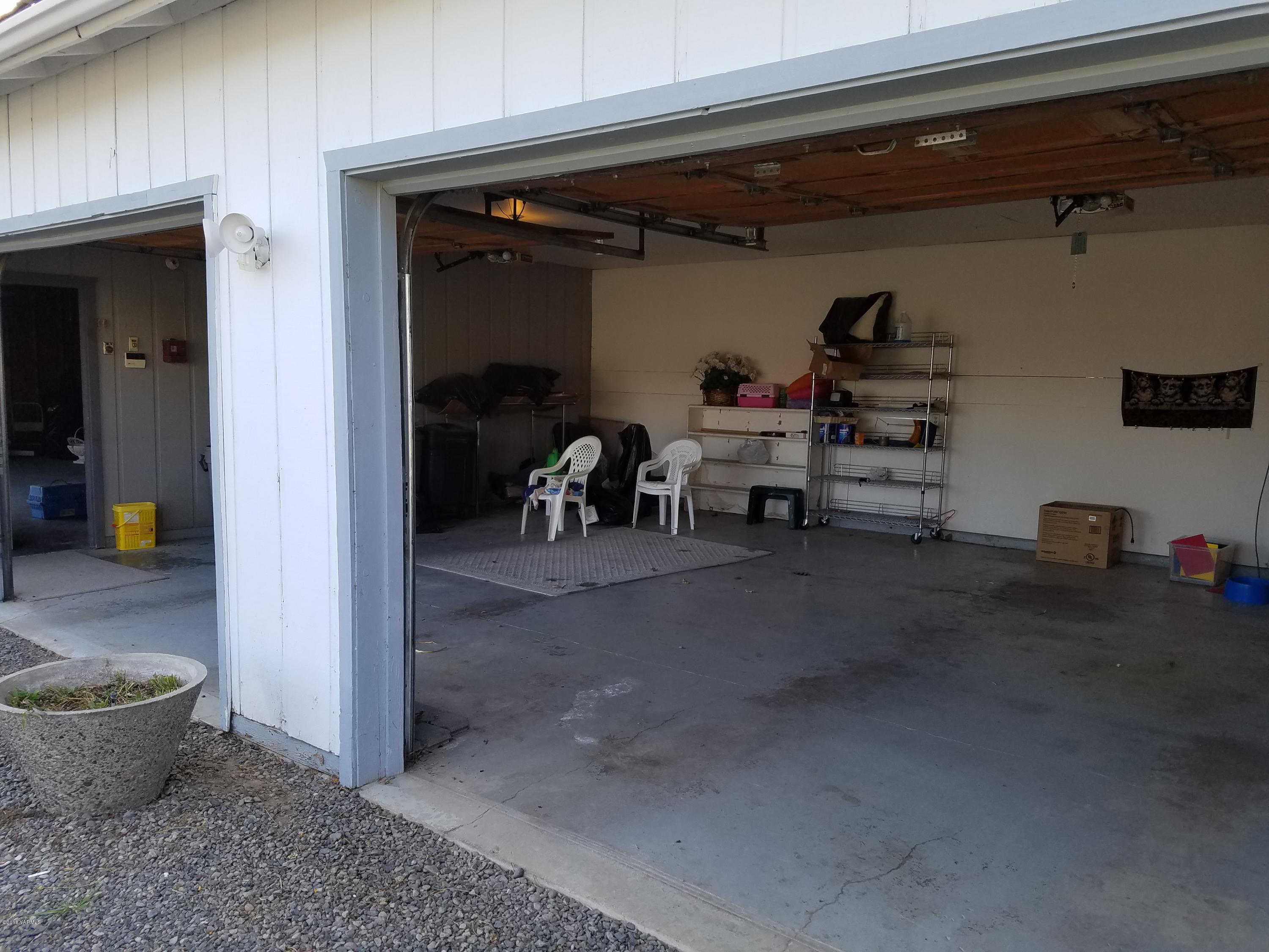 650 White Road Zillah, WA 98953 - Photo 14 of 17