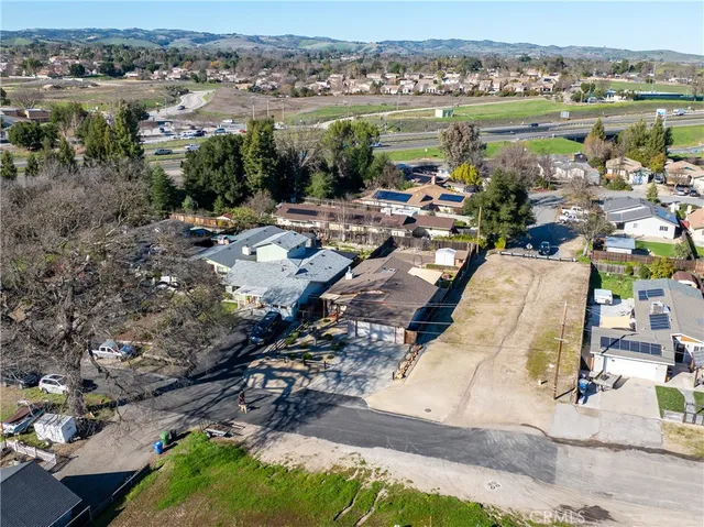$825,000 | 810 Forest Templeton Ca, Templeton, CA 93465
