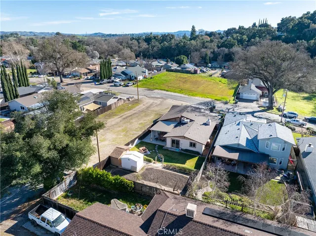 $825,000 | 810 Forest Templeton Ca, Templeton, CA 93465