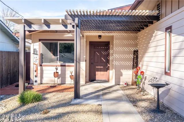 $825,000 | 810 Forest Templeton Ca, Templeton, CA 93465