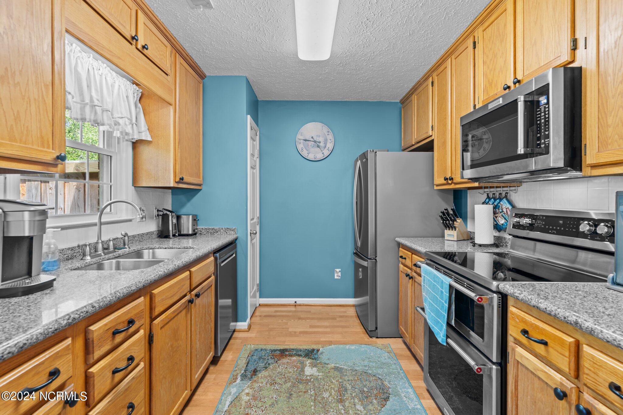 301 Wiregrass Road Wilmington, NC 28405 - Photo 13 of 47 14-web-or-mls-BTS03984