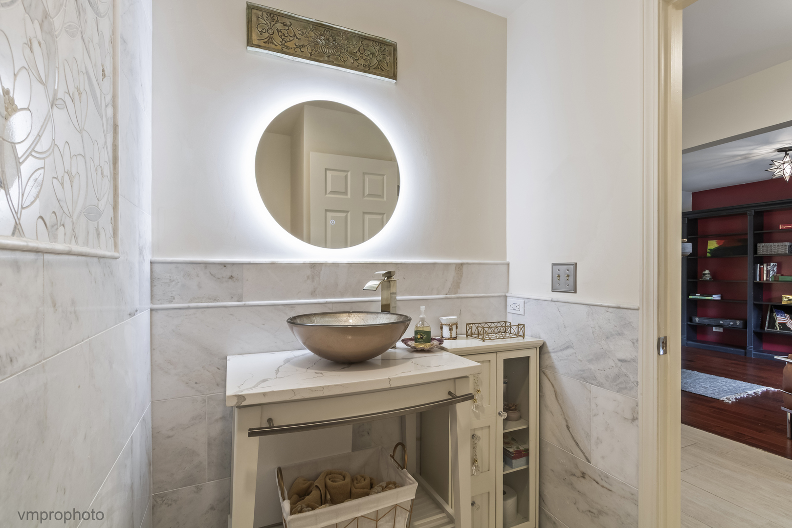 900 Shoreline Road Lake Barrington, IL 60010 - Photo 9 of 43 Gallery Image 9