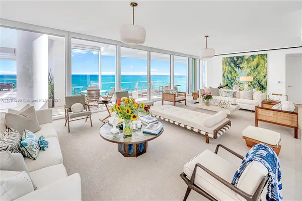 $44,000,000 | 9111 Collins Avenue, Unit NPH6, Surfside, FL 33154