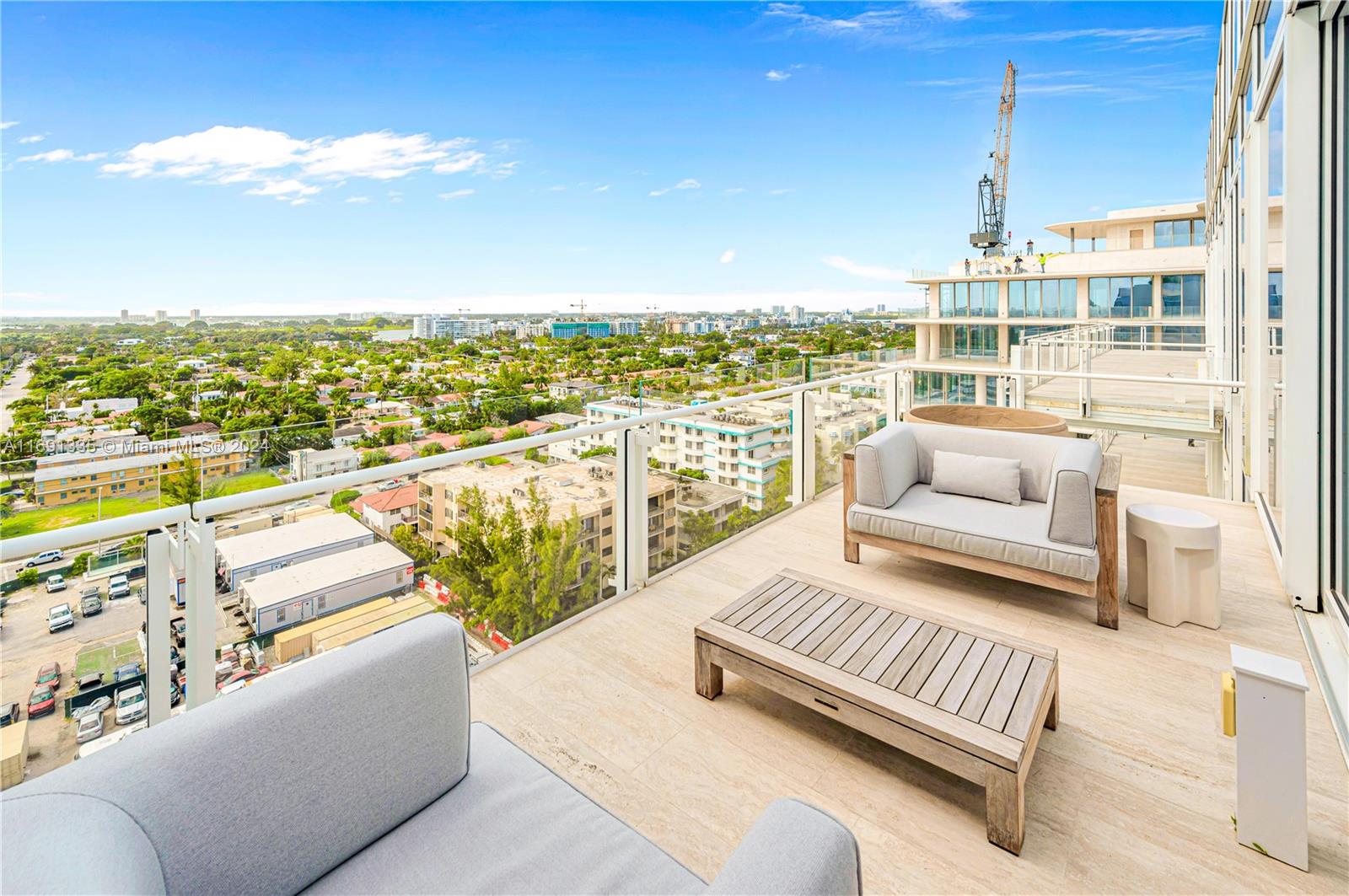 9111 Collins Avenue, Unit NPH6 Surfside, FL 33154 - Photo 18 of 66