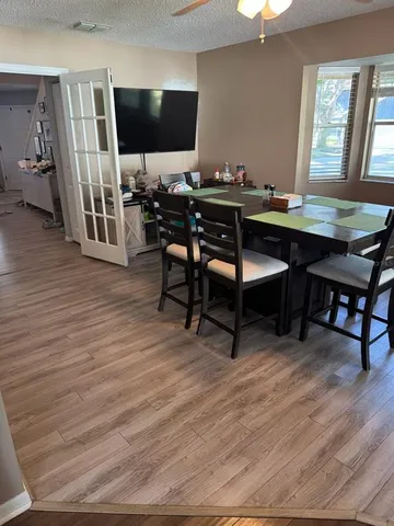 $2,700 | 6812 Arbor Oaks Drive, Bradenton, FL 34209