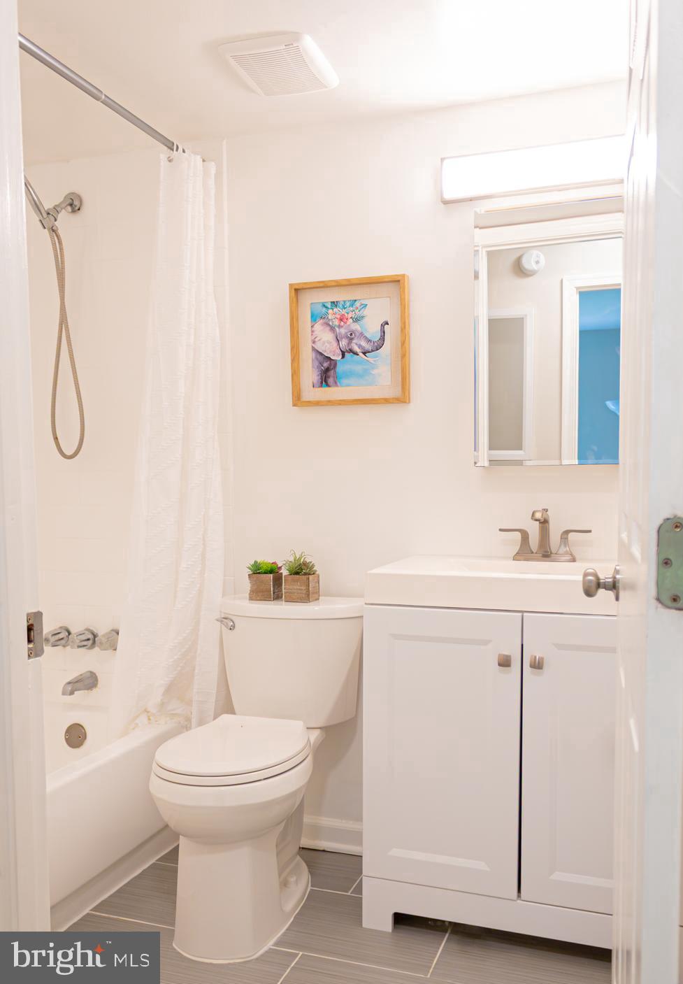11240 Chestnut Grove Square, Unit 157 Reston, VA 20190 - Photo 28 of 37
