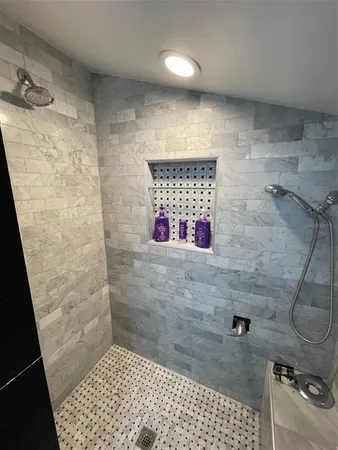 $3,500 | 1403 Northwest 9th Avenue, Gainesville, FL 32605