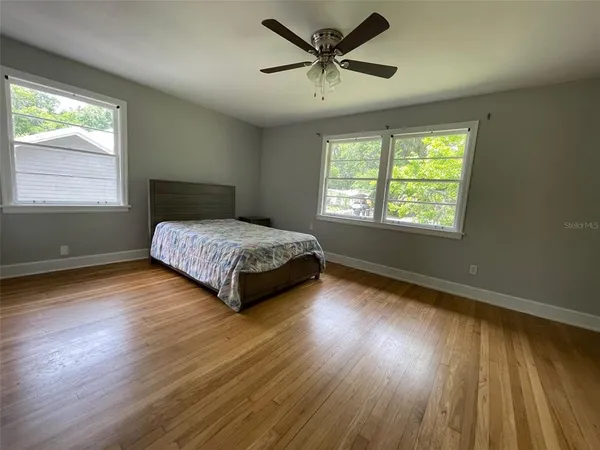 $3,500 | 1403 Northwest 9th Avenue, Gainesville, FL 32605