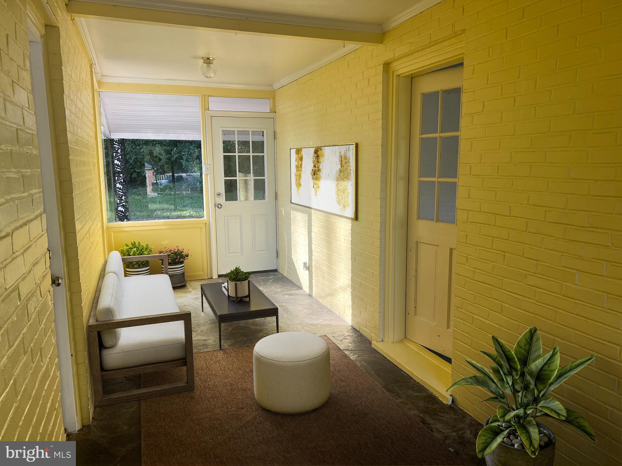 18603 Preston Road Hagerstown, MD 21742 - Photo 24 of 35 Breezeway/Sun room