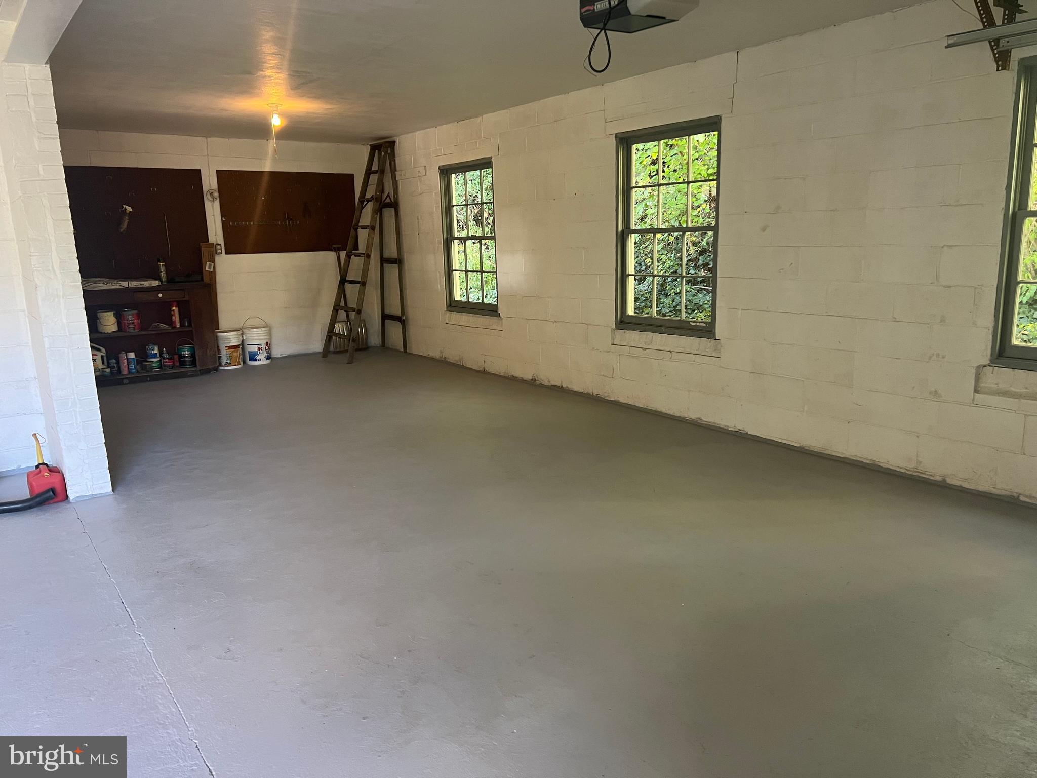 18603 Preston Road Hagerstown, MD 21742 - Photo 26 of 35 Extra Deep garage bay