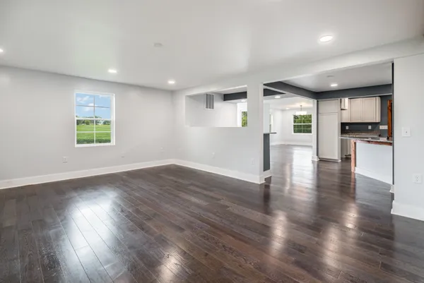 $600,000 | 5837 Rocky Mound Road, Westmoreland, TN 37186