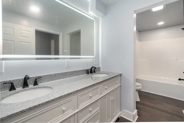 $600,000 | 5837 Rocky Mound Road, Westmoreland, TN 37186