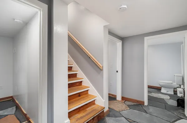 $600,000 | 5837 Rocky Mound Road, Westmoreland, TN 37186