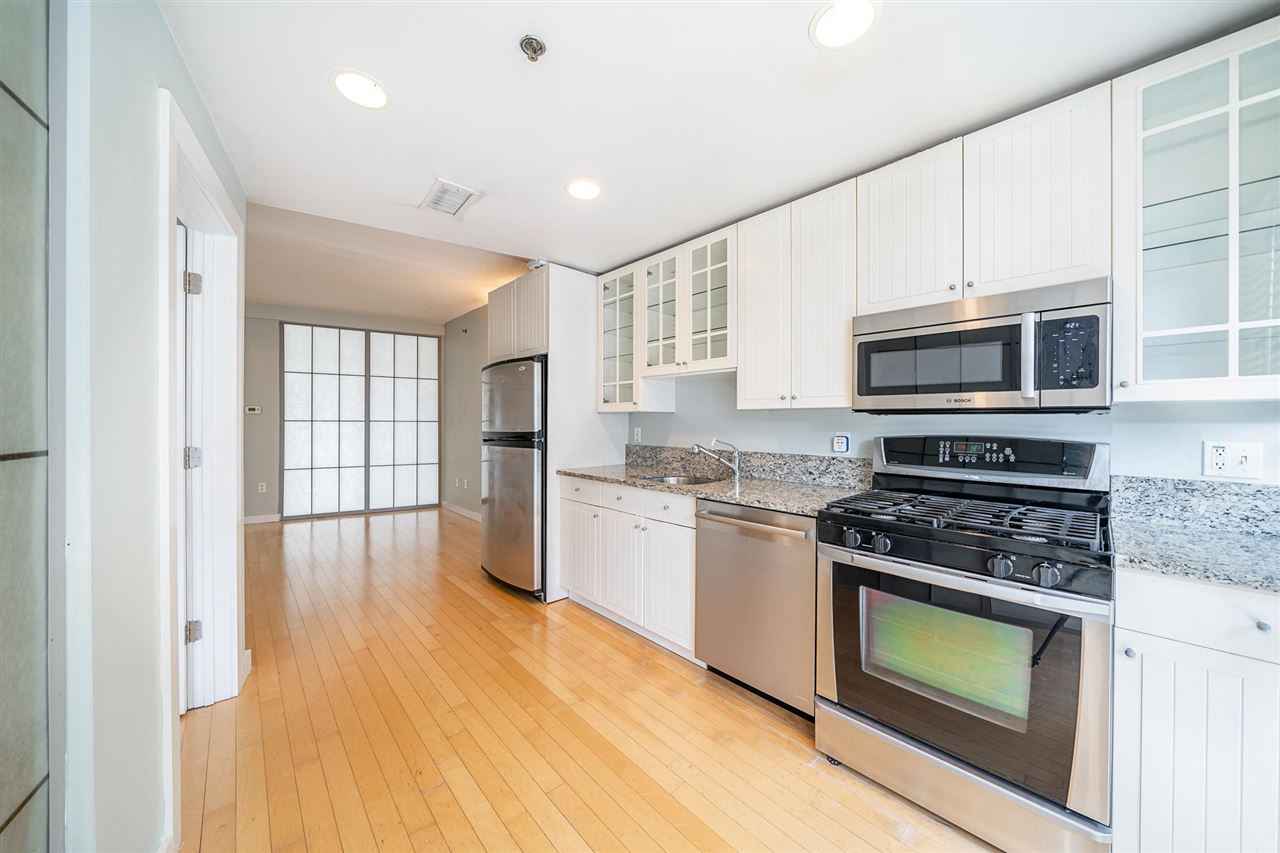 557 2nd Street, Unit 4 Hoboken, NJ 07030 - Photo 3 of 12