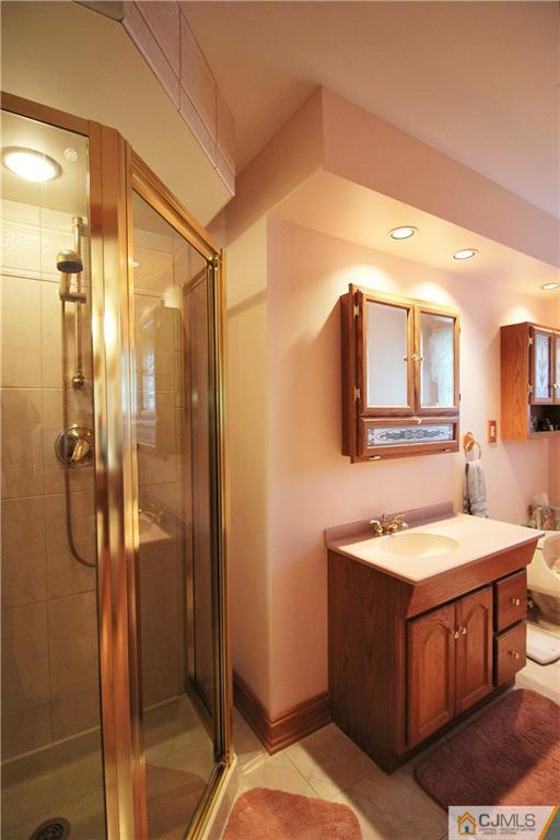 22 Chalmers Road East Brunswick, NJ 08816 - Photo 11 of 18 Gallery Image 11