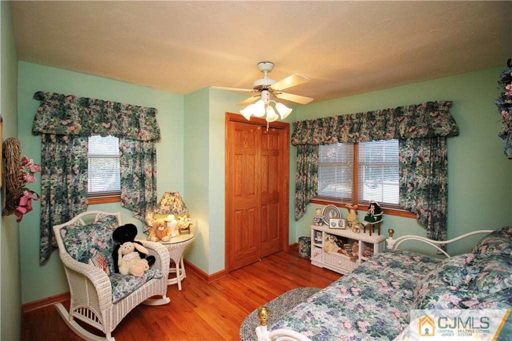 22 Chalmers Road East Brunswick, NJ 08816 - Photo 12 of 18 Gallery Image 12