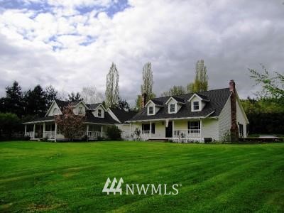 21010 Southeast May Valley Road Issaquah, WA 98027 - Photo 1 of 1 Gallery Image 1