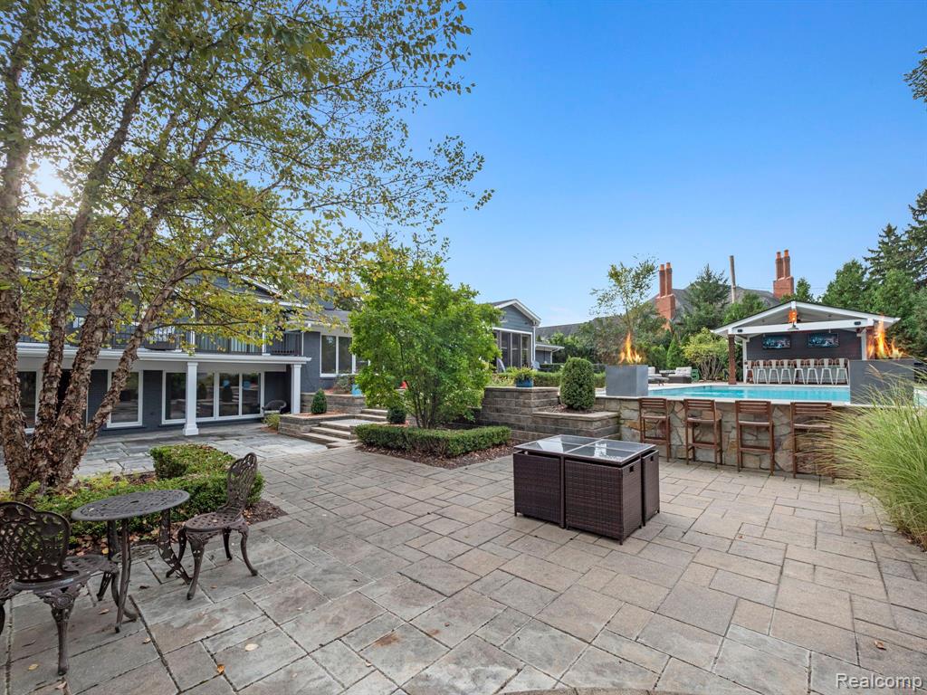 4906 Charing Cross Road Bloomfield Hills, MI 48304 - Photo 60 of 87 Gallery Image 60