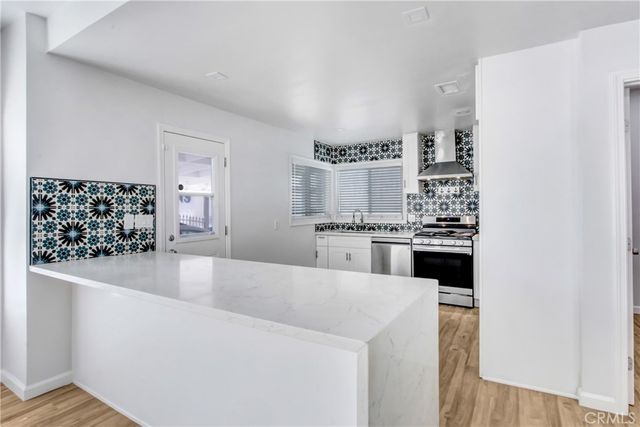 $3,450 | 1315 Termino Avenue, Long Beach, CA 90804