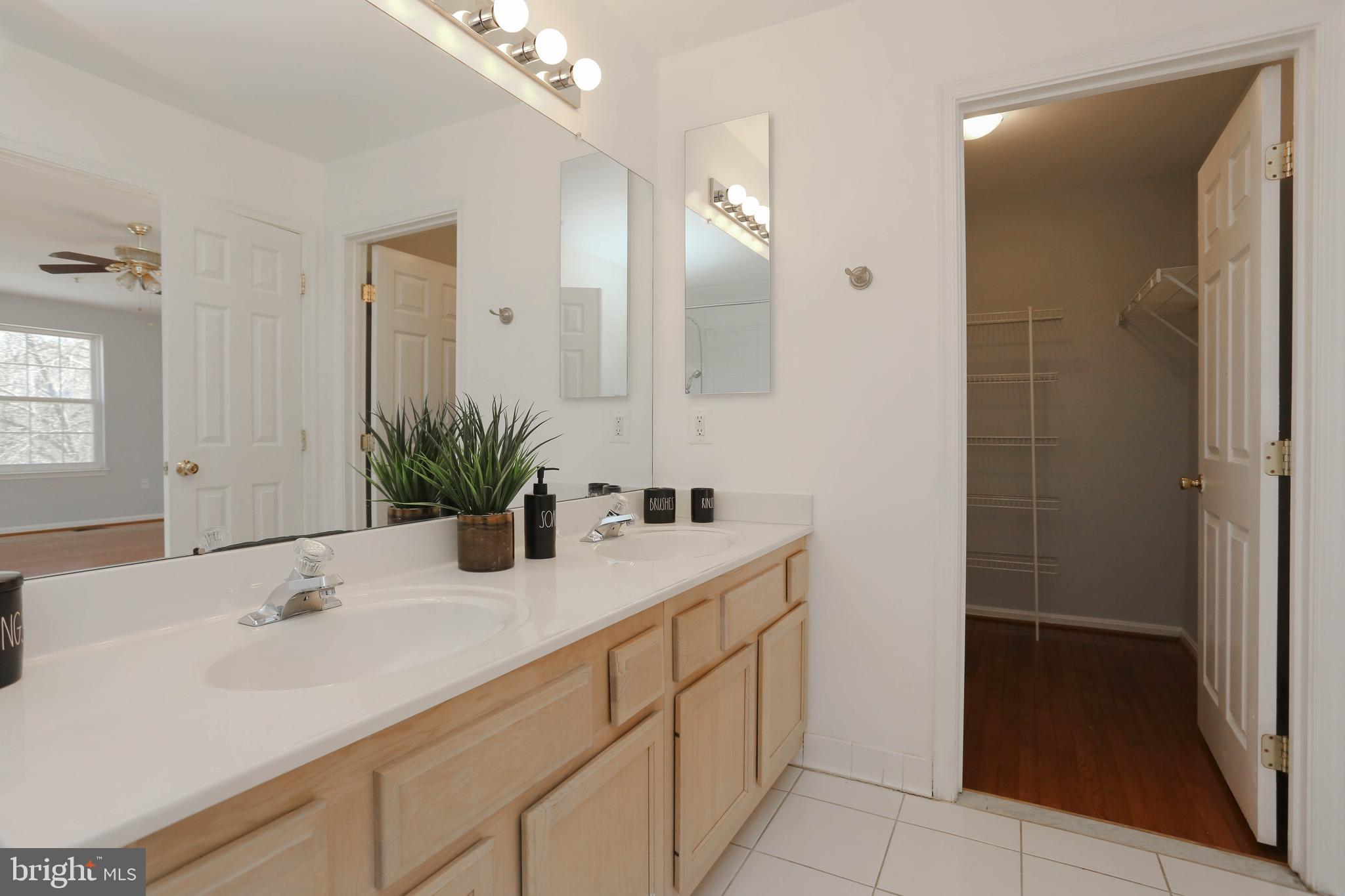 7816 Colonial Lane Clinton, MD 20735 - Photo 16 of 45 Gallery Image 16