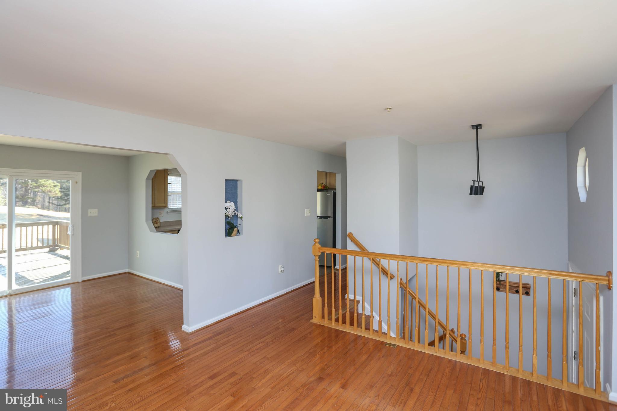 7816 Colonial Lane Clinton, MD 20735 - Photo 6 of 45 Gallery Image 6