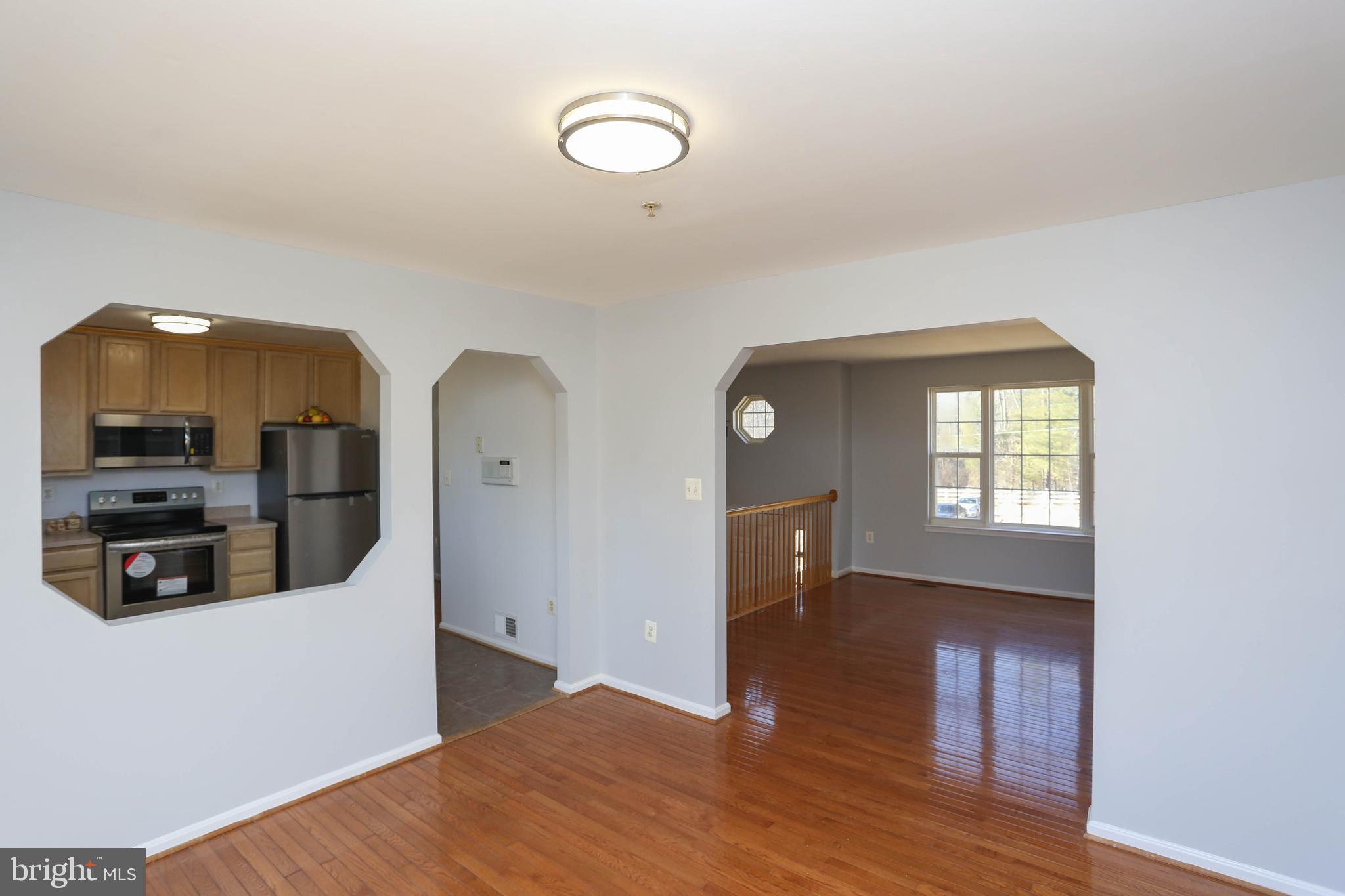 7816 Colonial Lane Clinton, MD 20735 - Photo 7 of 45 Gallery Image 7