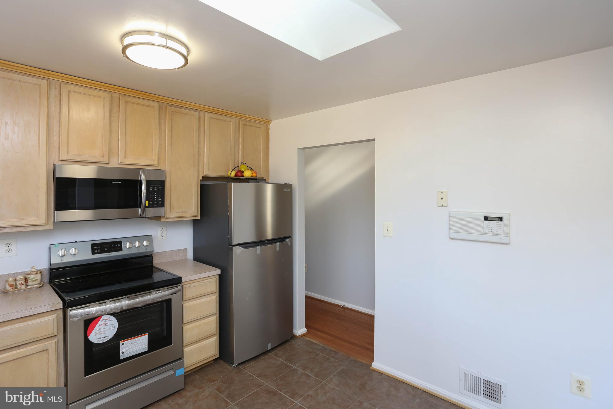 7816 Colonial Lane Clinton, MD 20735 - Photo 10 of 45 Gallery Image 10