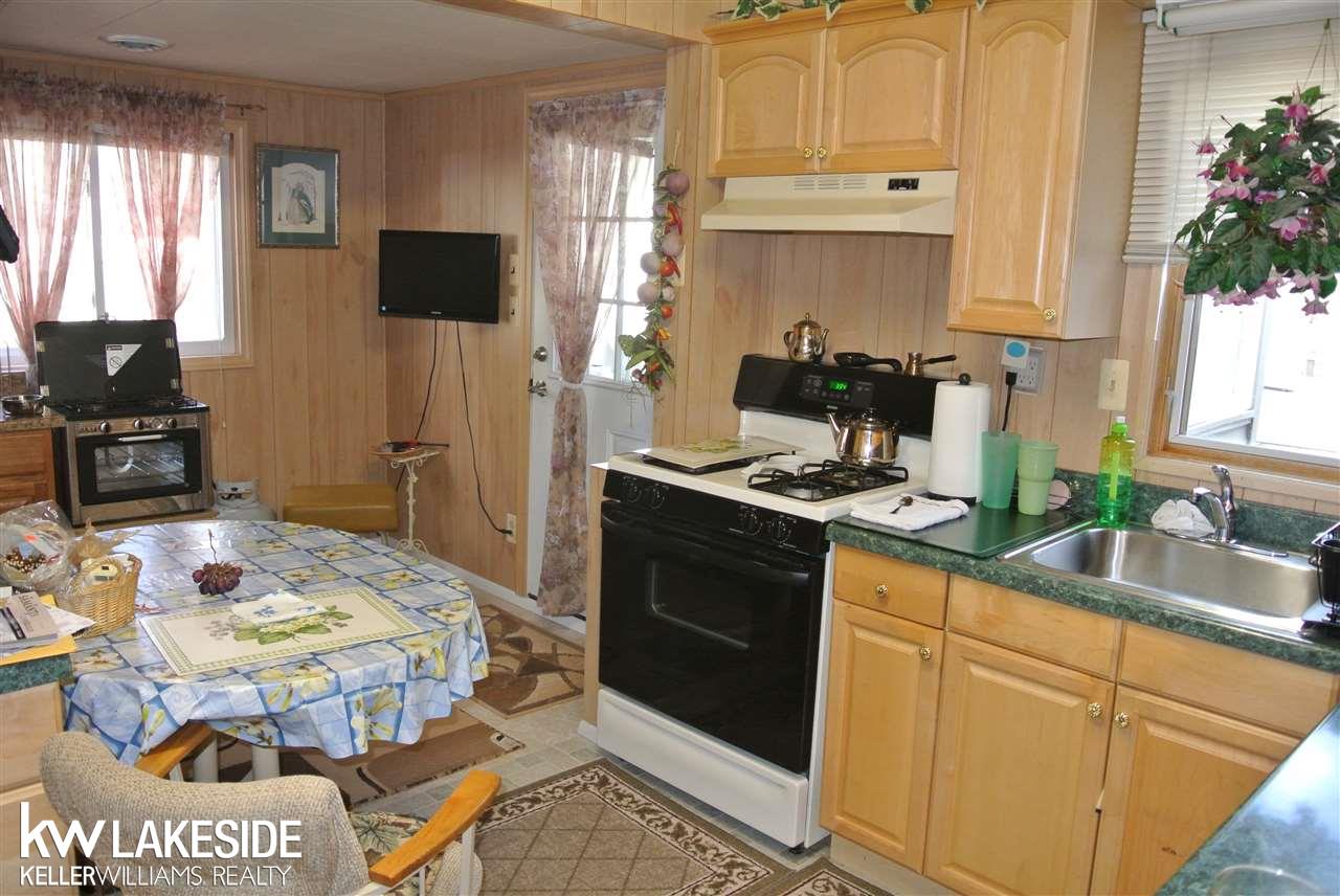 2789 Dearborn Avenue Rochester Hills, MI 48309 - Photo 8 of 14