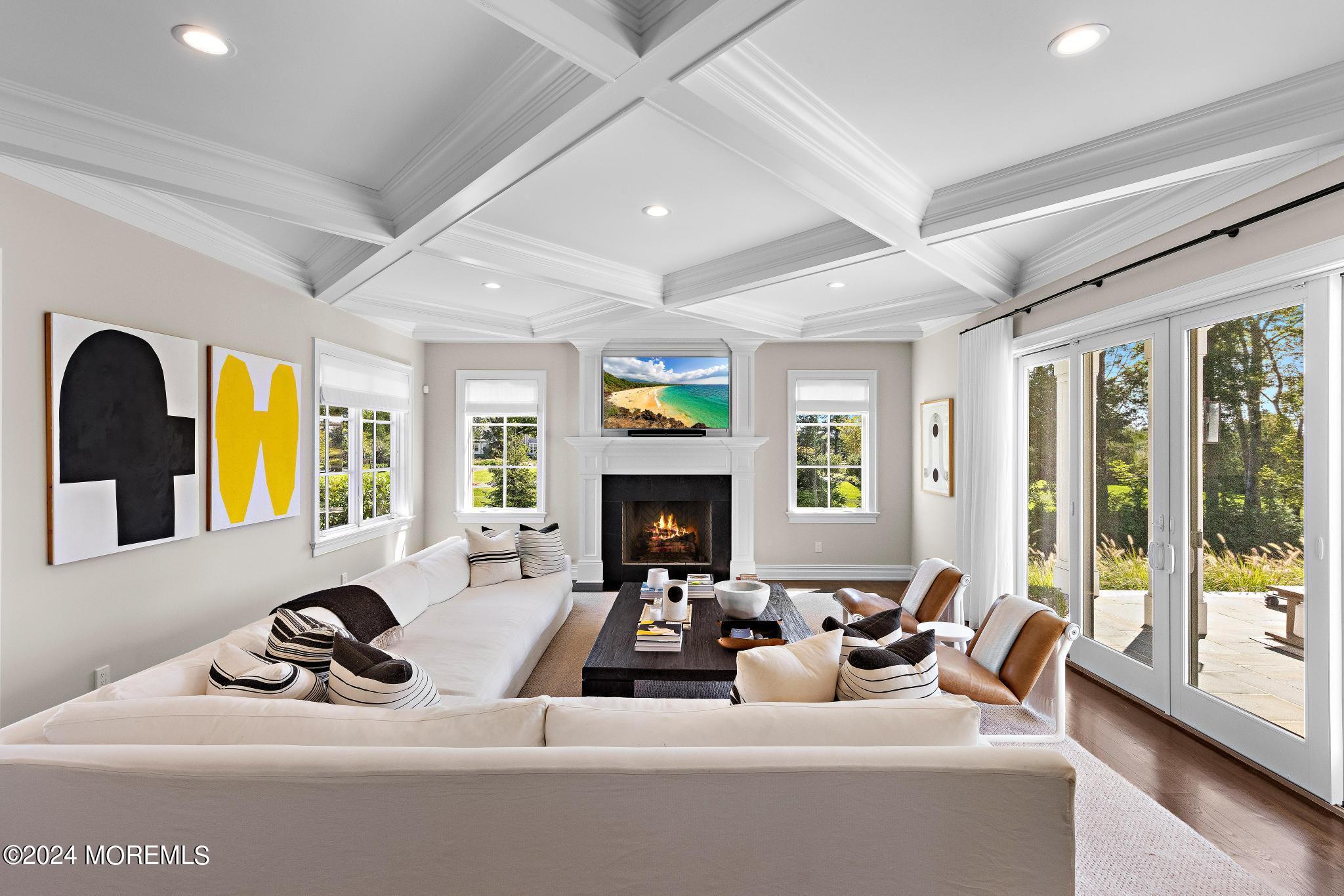 20 Conover Lane Rumson, NJ 07760 - Photo 19 of 80 20 Conover Living Room