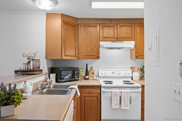 $175,000 | 336 Grant Street, Unit 405, Denver, CO 80203