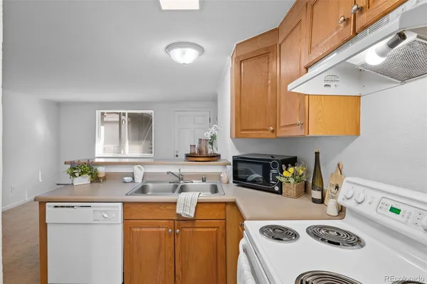 $175,000 | 336 Grant Street, Unit 405, Denver, CO 80203