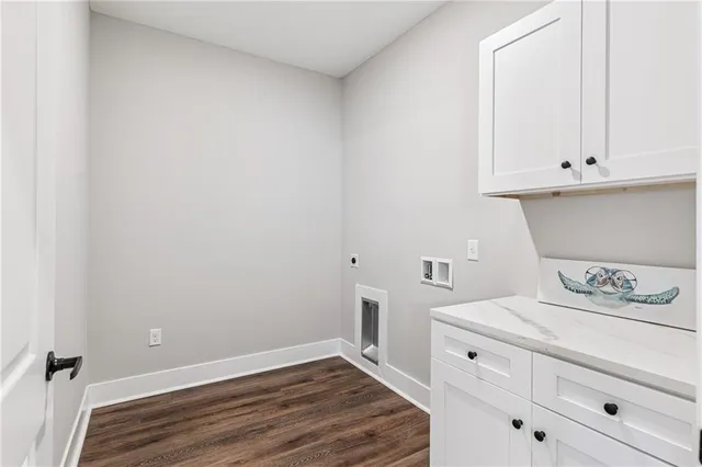 $2,150 | 313 Bottlebrush Walk, Brunswick, GA 31525