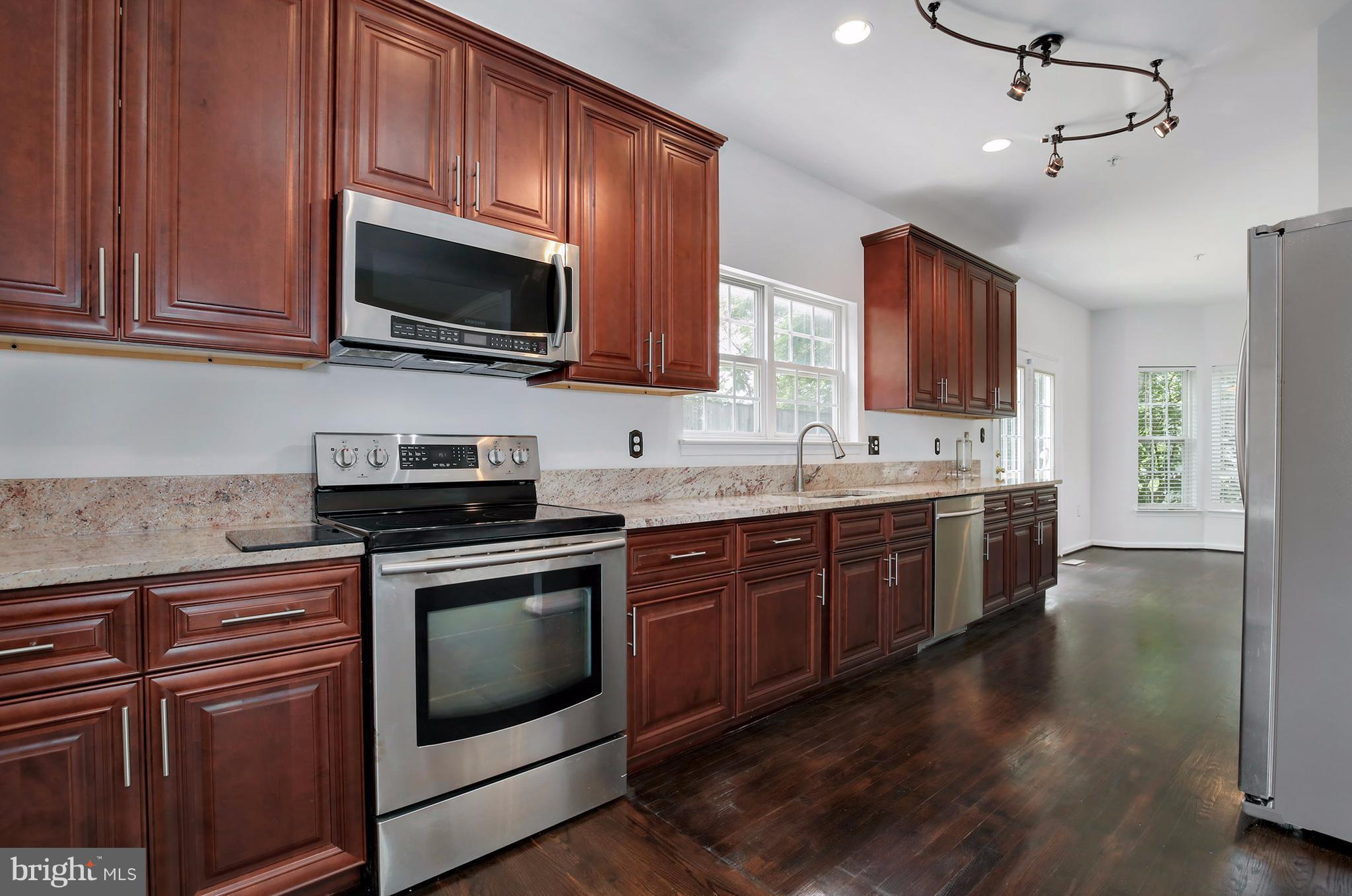 3318 Oxon Run Road Southeast Washington, DC 20032 - Photo 9 of 30 Kitchen