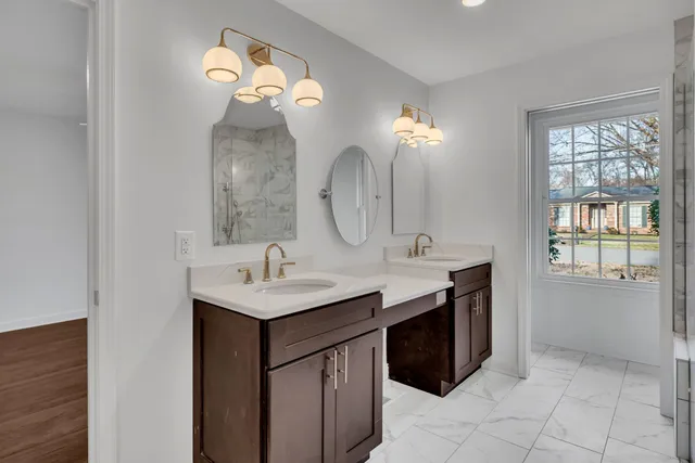 $5,500 | 1032 Edwin Warner Drive, Nashville, TN 37205